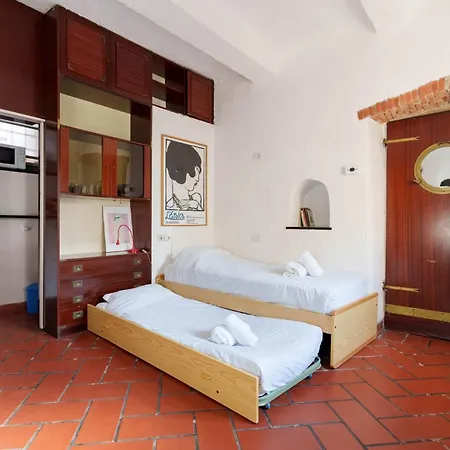 Guesthost - Nervi Cozy Near The Апартаменты