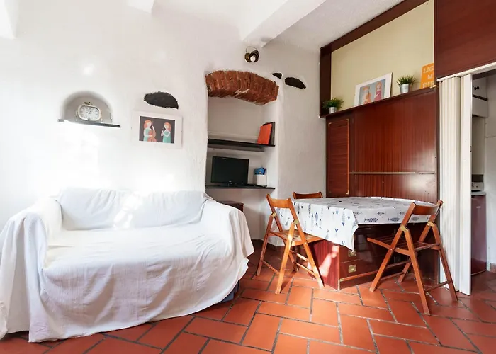 Guesthost - Nervi Cozy Near The *