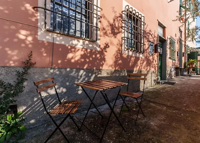 Апартаменты Guesthost - Nervi Cozy Near The Генуя
